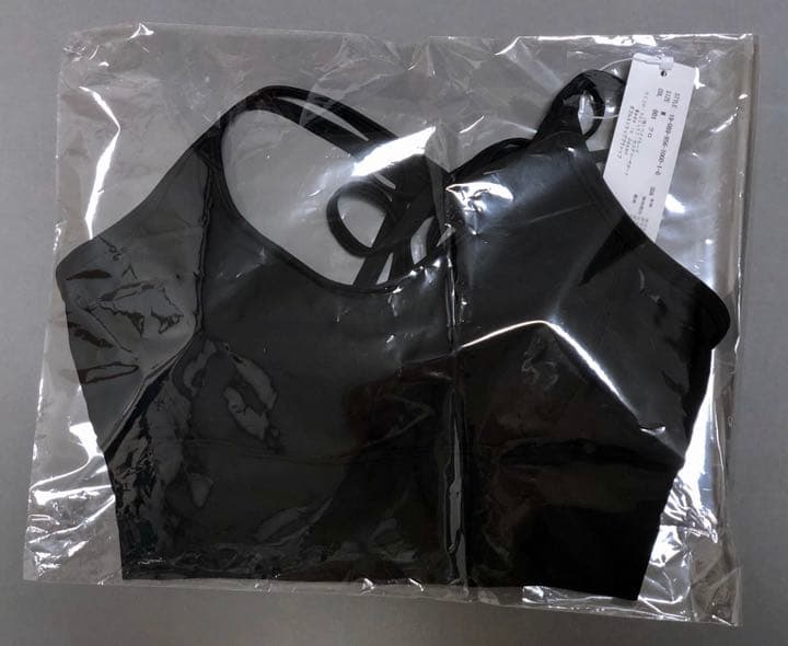 【タグ付き新品未使用】ダブルストラップ ブラトップ／スポーツブラ／ヨガウェア