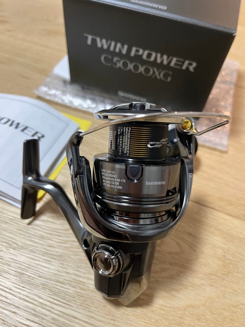 未使用 SHIMANO 24 TWINPOWER ツインパワー C5000XG