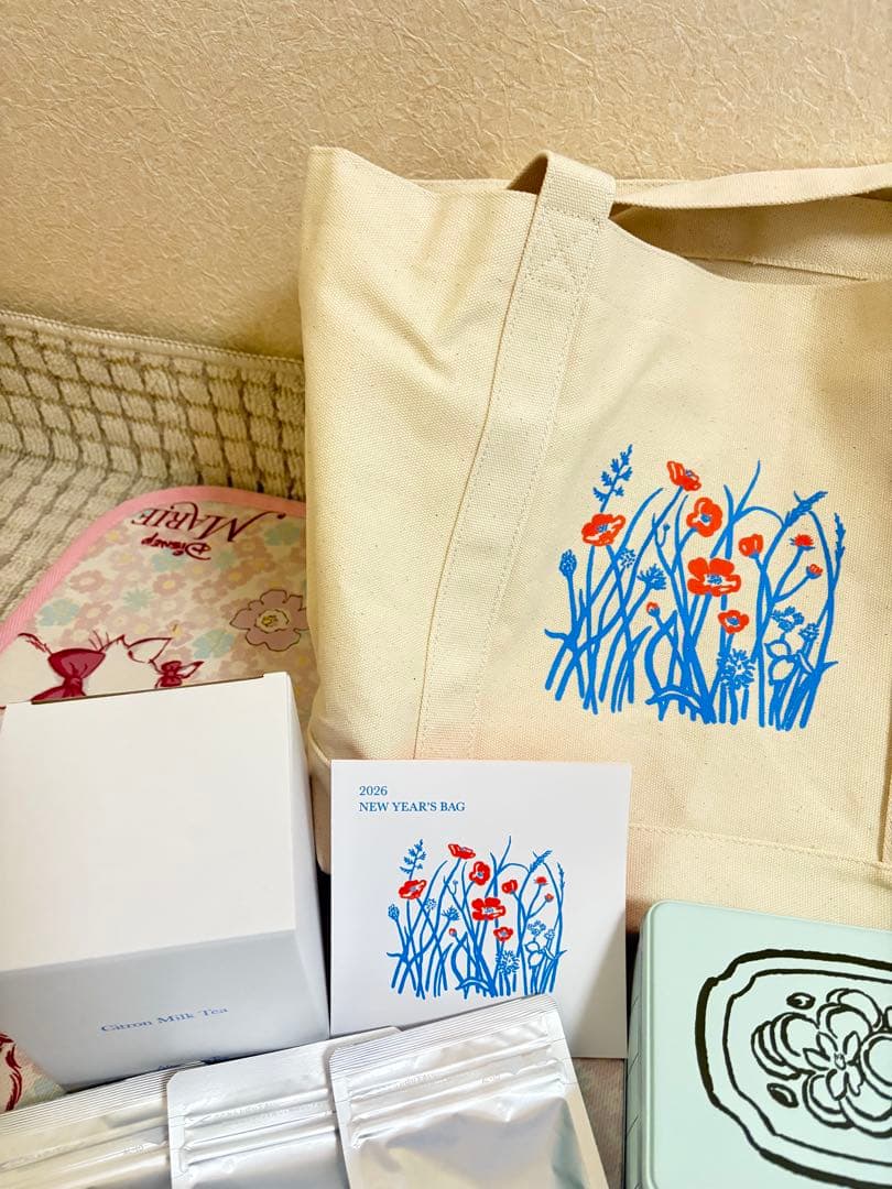 限定値下げ　アフタヌーンティー福袋　2026 抜き取りなし　チケット付き