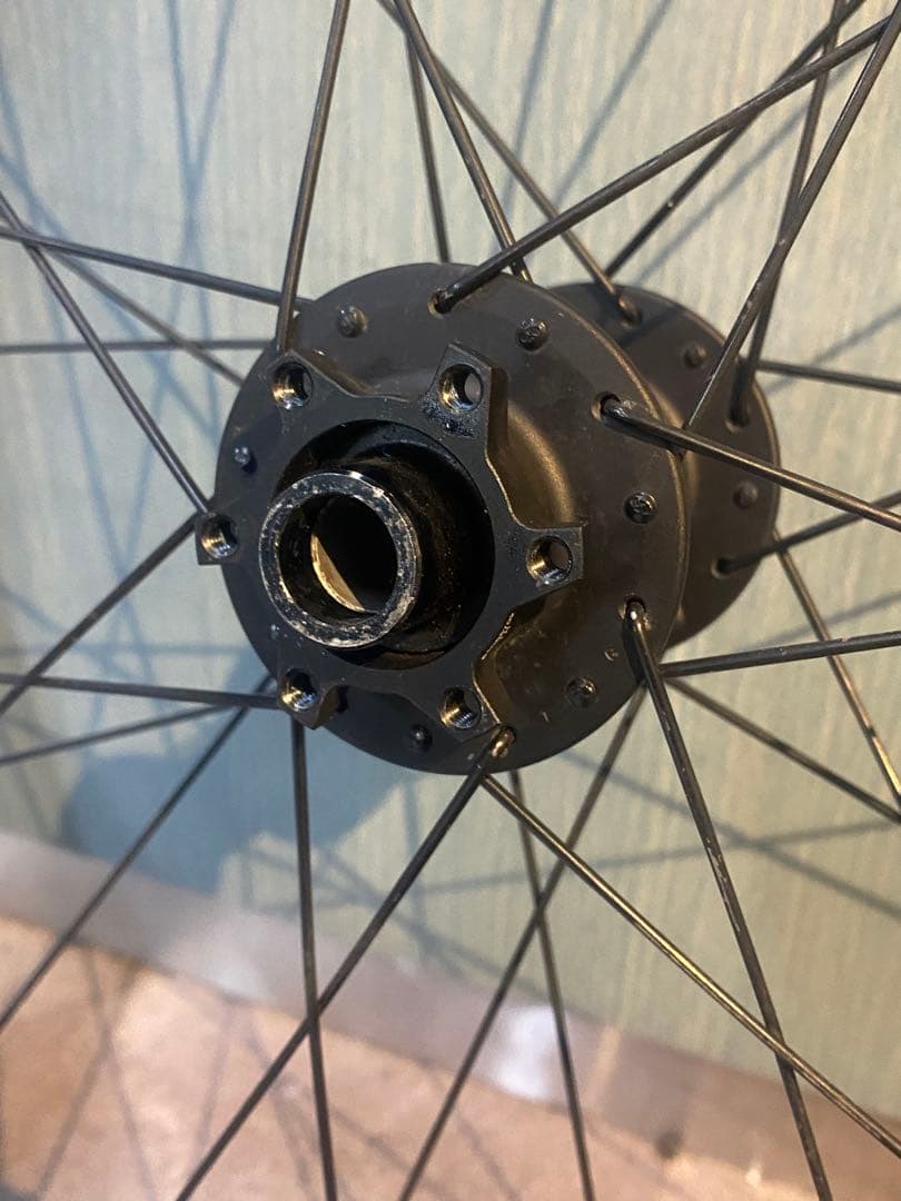 カーボンホイール 29インチ ボントレガー BOOST(タイヤは付属しません)