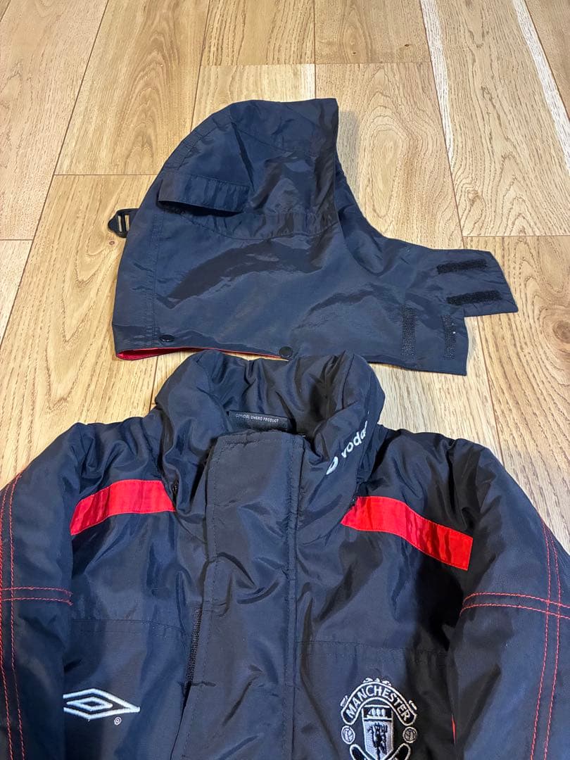 美品　90s UMBRO マンチェスターユナイテッド　中綿　ナイロンジャケット