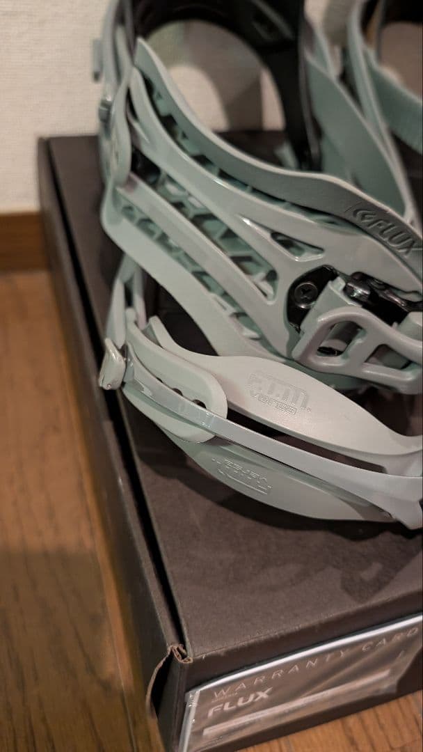 FLUX DS 23-24 Mサイズ