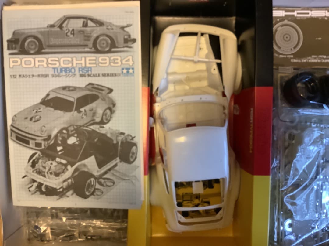 タミヤ　1/12　ポルシェ935ターボ　マルティニ　ダンロップタイヤ刻印