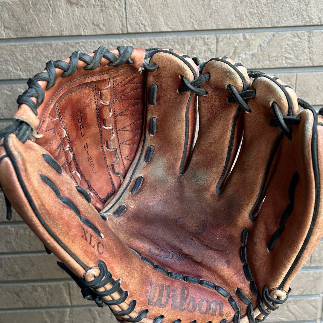 グレッグ・マダックス　グローブ　MLB Wilson ネーム刺繍入り