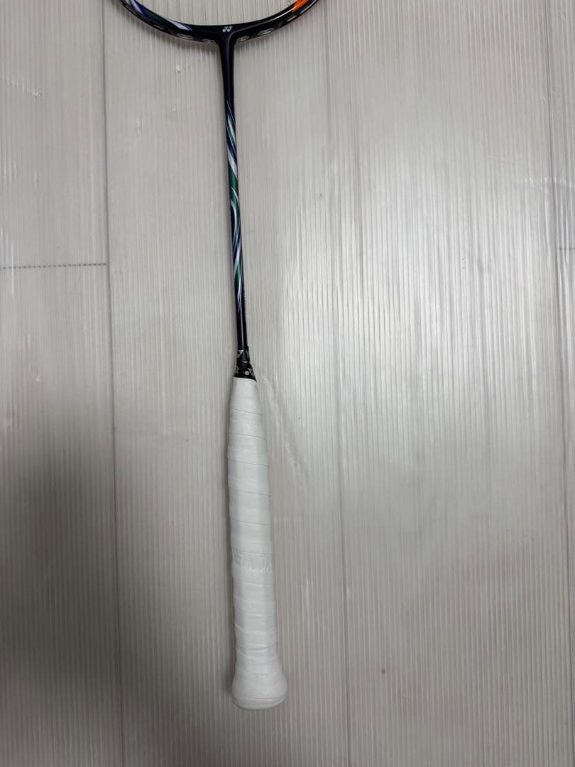 バドミントンラケット ストリング入り