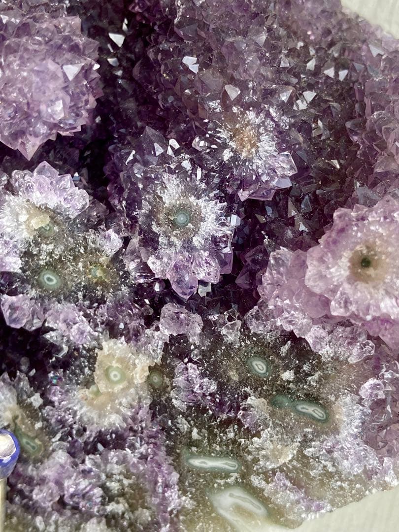 フラワーアメジストクラスター