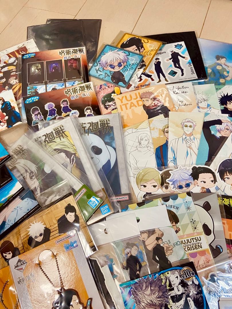 呪術廻戦 五条悟 夏油傑 他。まとめ売り 缶バッジ アクリルスタンド 約200点
