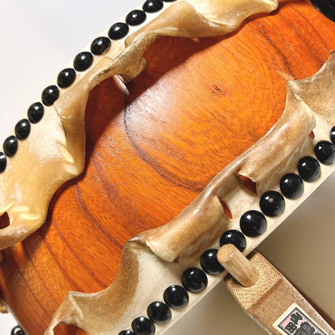 【美品】　岡田屋布施 台座　平太鼓 40cm×15cm バチ付き　和太鼓　打楽器