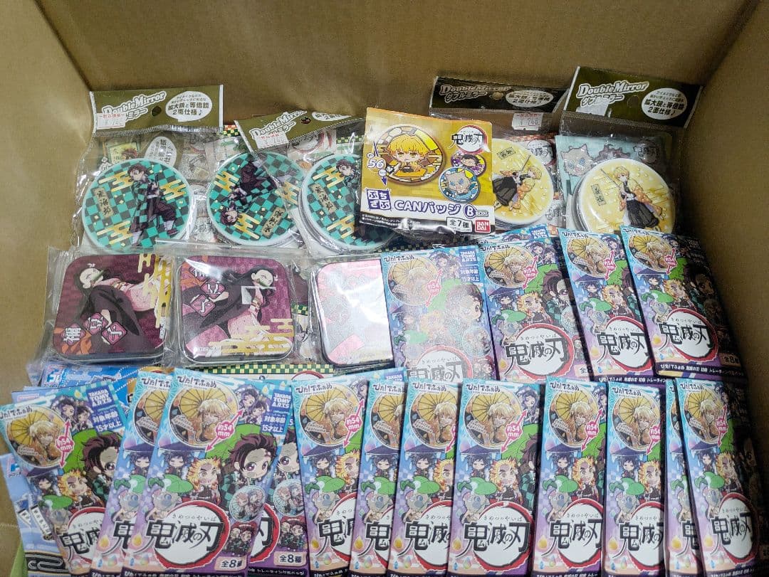 値下げ♪未使用のみ♪鬼滅の刃グッズ大量まとめ売り ちょこのっこ アクスタ他