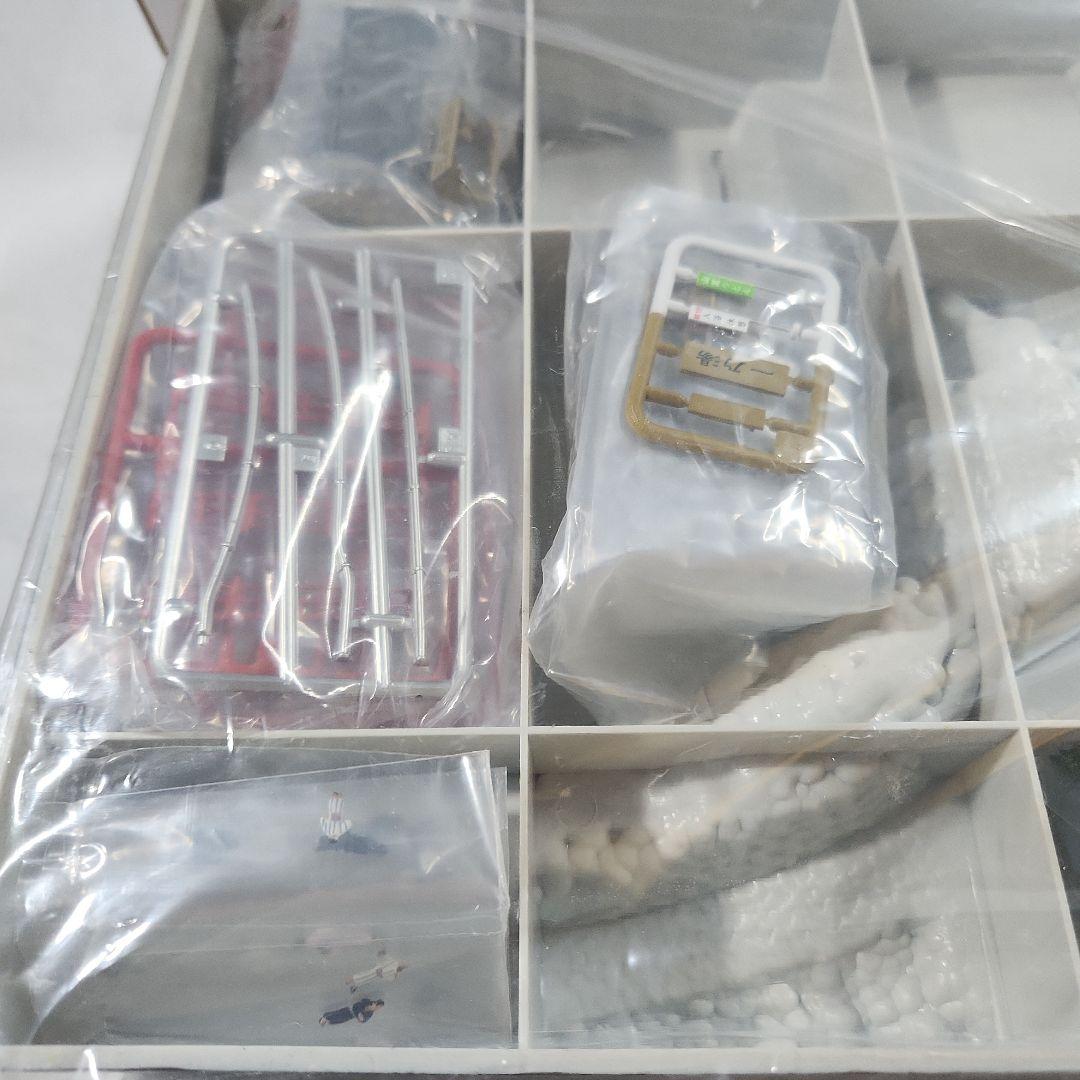 ジオコレ 1/150「温泉宿の情景 ジオラマベースA & 温泉宿(A+C)」3点