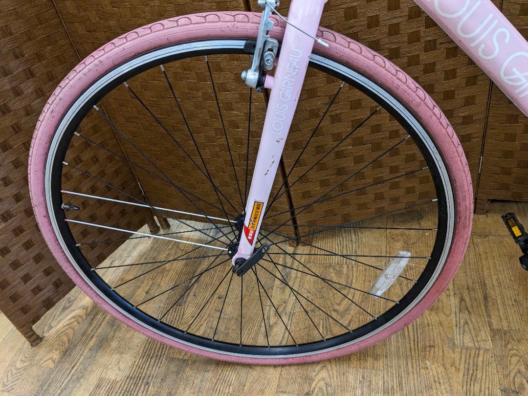 配送方法変更済み　U065 クロスバイク　28インチ　3×8段変速　ピンク