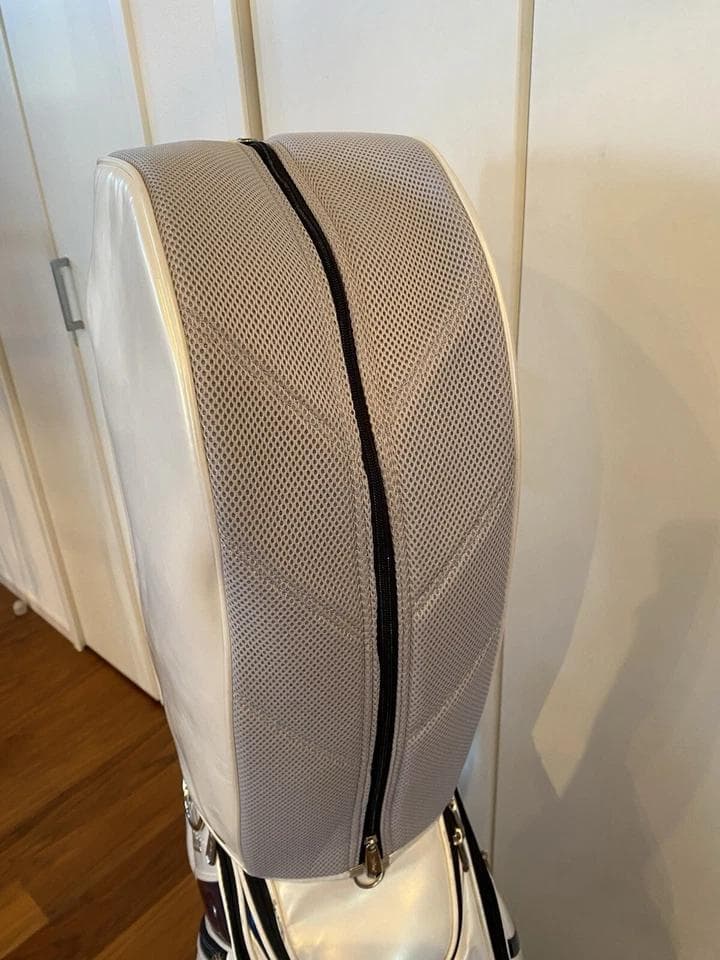 タイトリスト エナメル ゴルフバッグ カート キャディバッグ　青/赤ライン