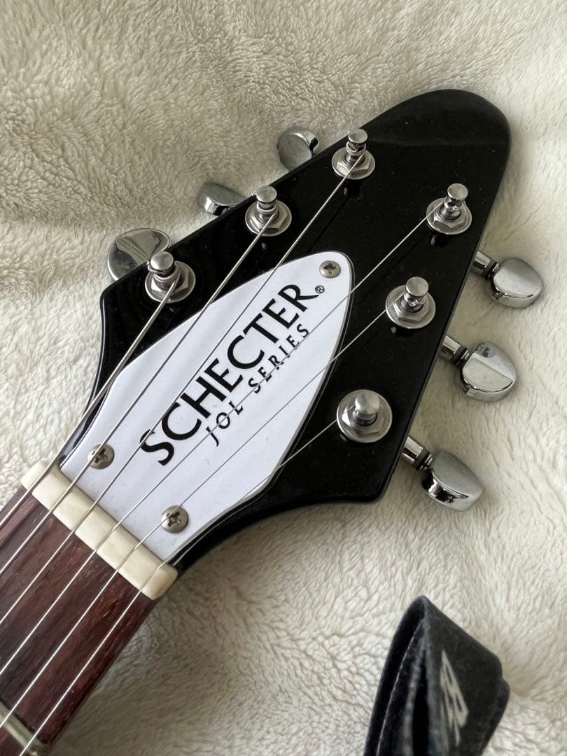 Schecter JOL Flying V(ソフトケース付属)
