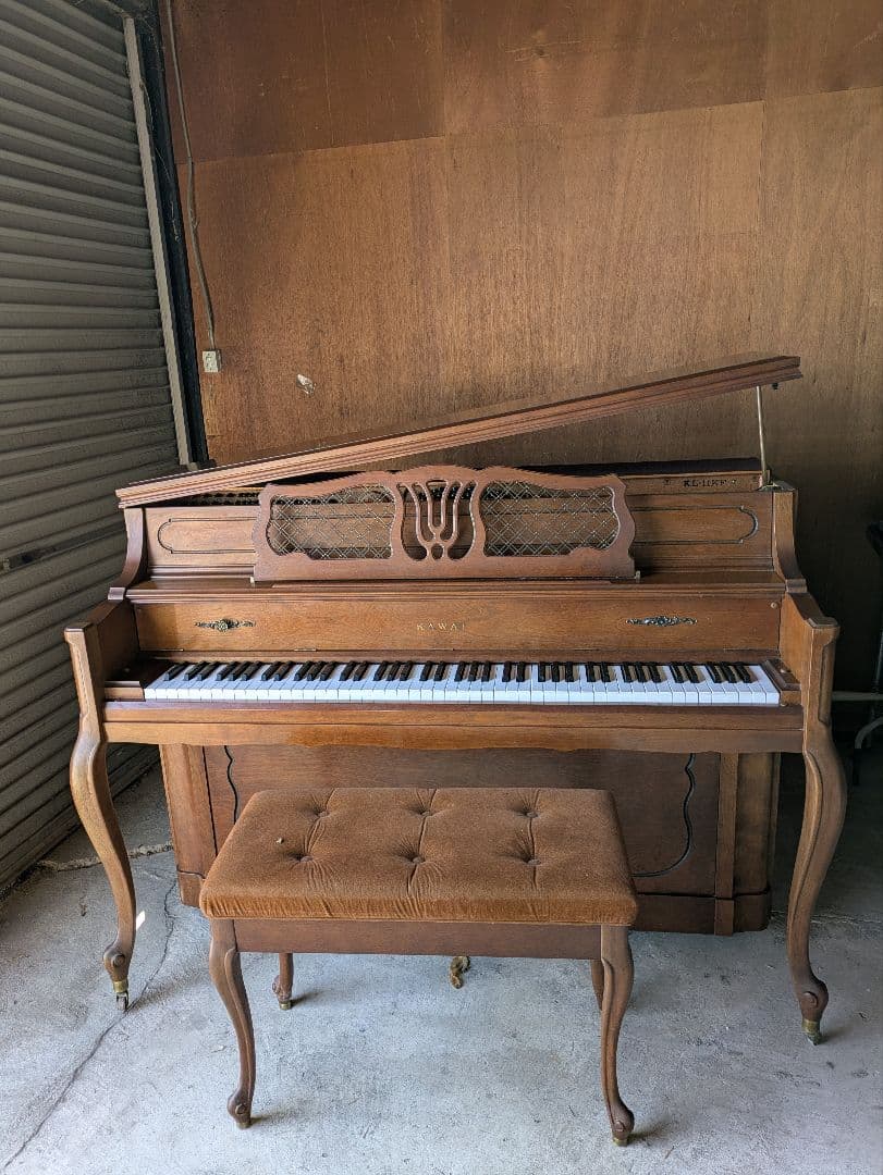 KAWAI　アップライトピアノ　KL-11KF