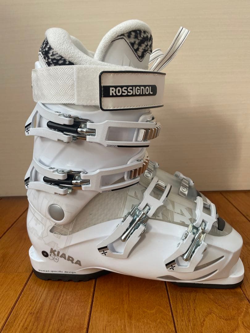 ロシニョール ROSSIGNOL スキーブーツKIARA SENSOR50