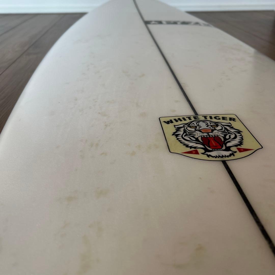 PYZEL パイゼル サーフボード ホワイトタイガー 5'7 31,7L