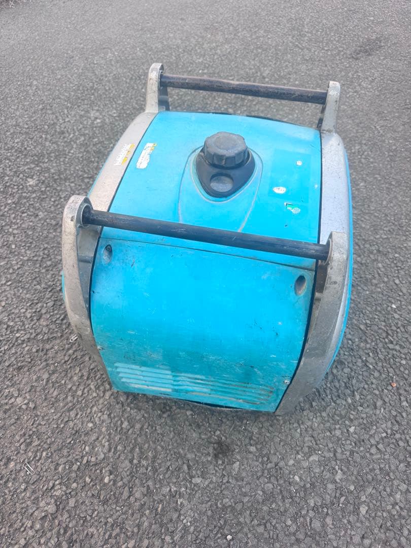 w*4様 Denyo GE-2000IV 発電機 キャンプ 建設機械 デンヨー