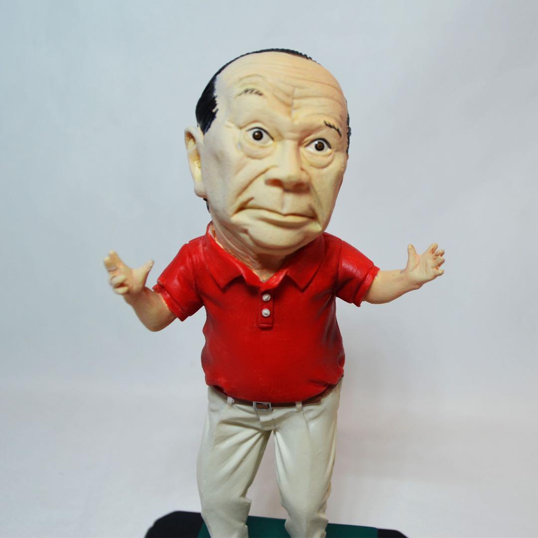 海洋堂　岡本太郎　フィギュア　美品　欠損なし