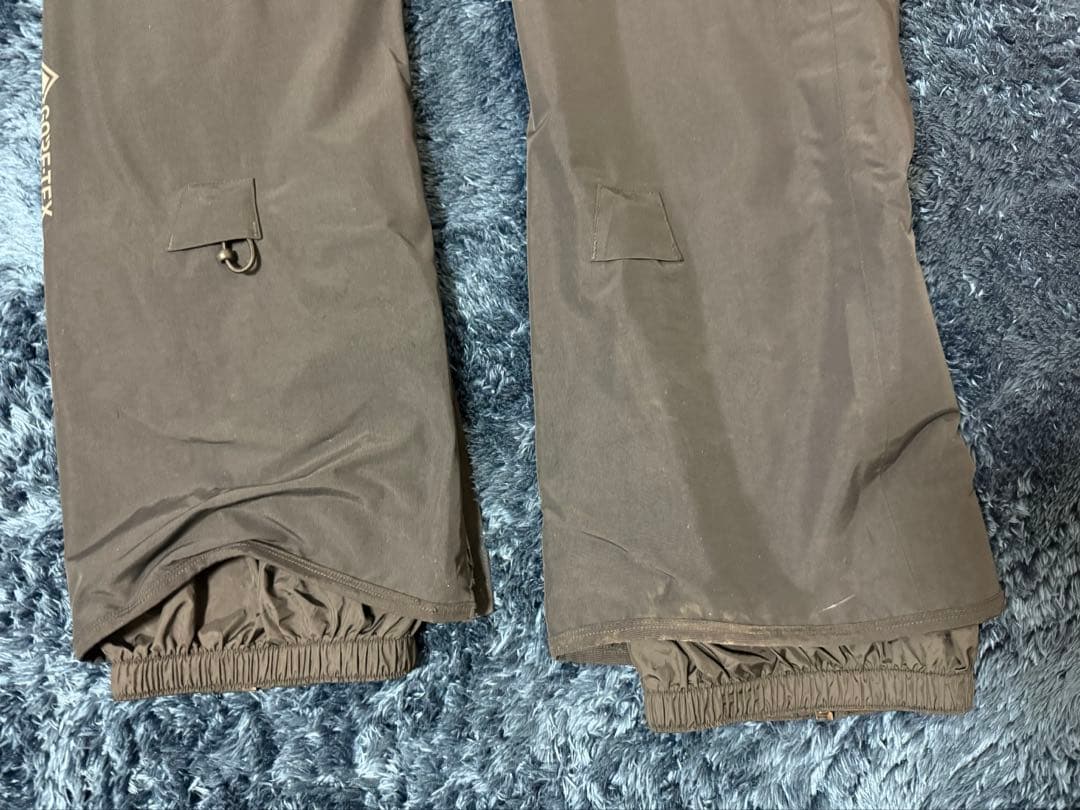 d*k様 Burton [ak] GORE-TEX スノーボードパンツ Sサイズ