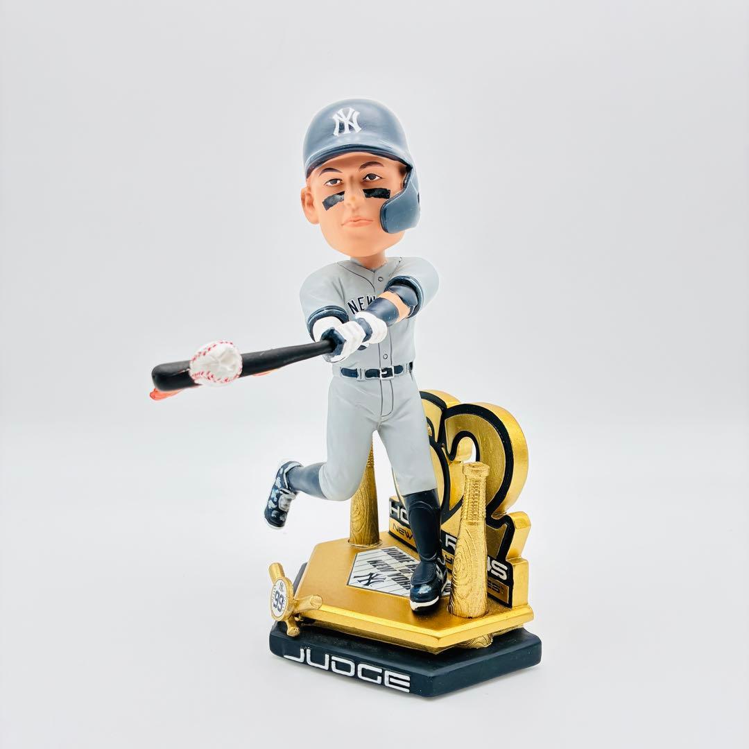 アーロン・ジャッジ 62本塁打 限定ゴールド台座 ボブルヘッド（世界162体）