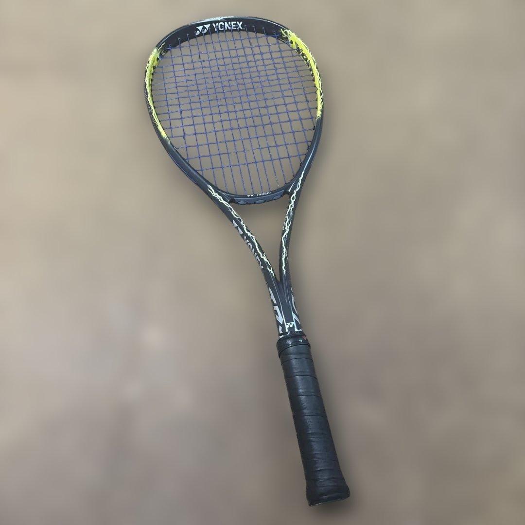 中古極美品ボルトレイジ 7SテニスラケットUL1ガットヨネックスゲイル26ポンド