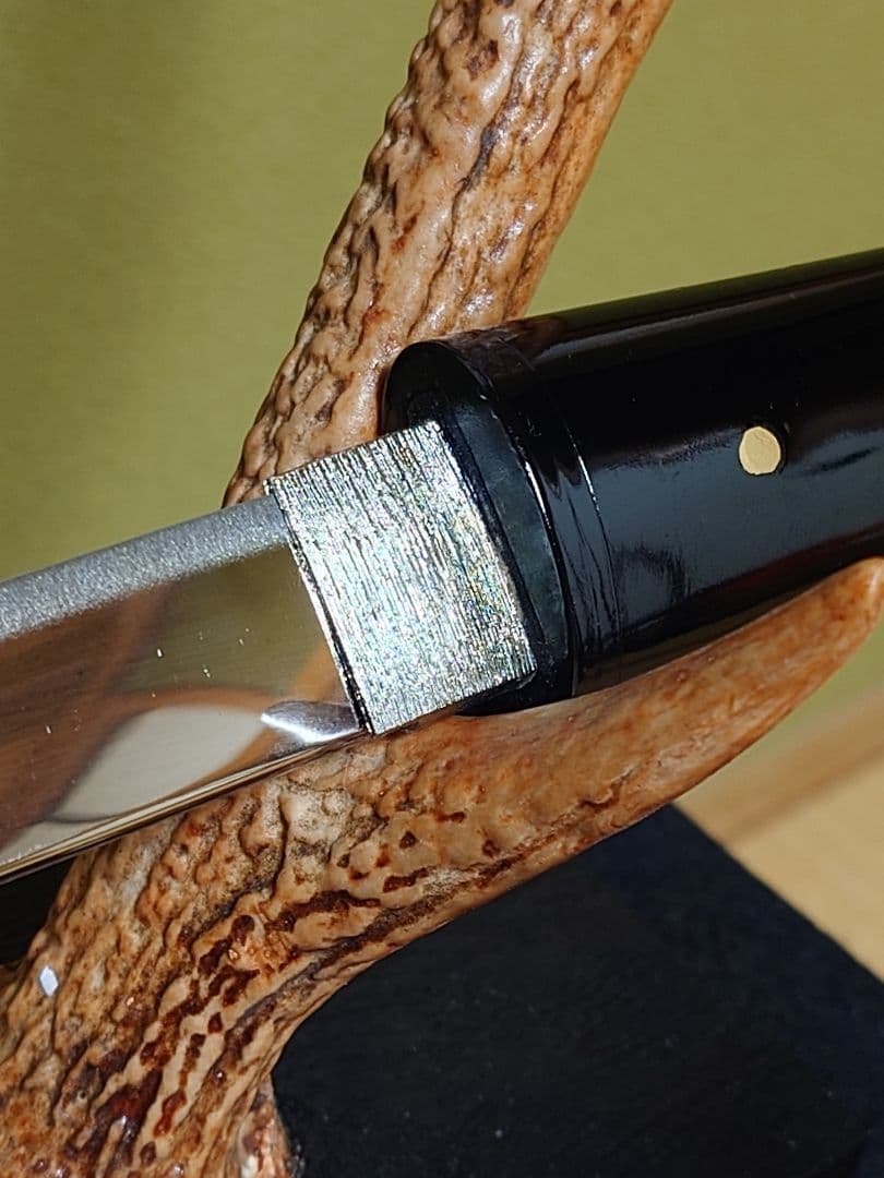 御守刀 【雪笹文蒔繪守刀】