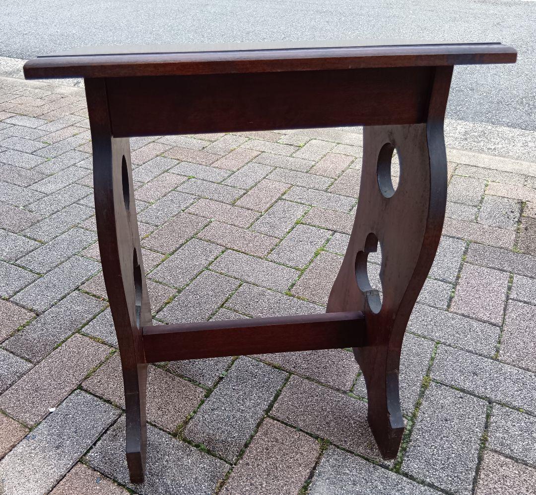 アンティーク　大正時代か昭和初期　　オルガンのイス　　 木製 透かし彫