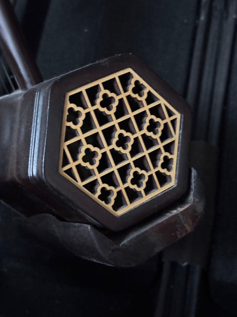 【中国 蘇州製】二胡 本体＋弓＋ケース付き｜伝統民族楽器・初心者〜趣味用