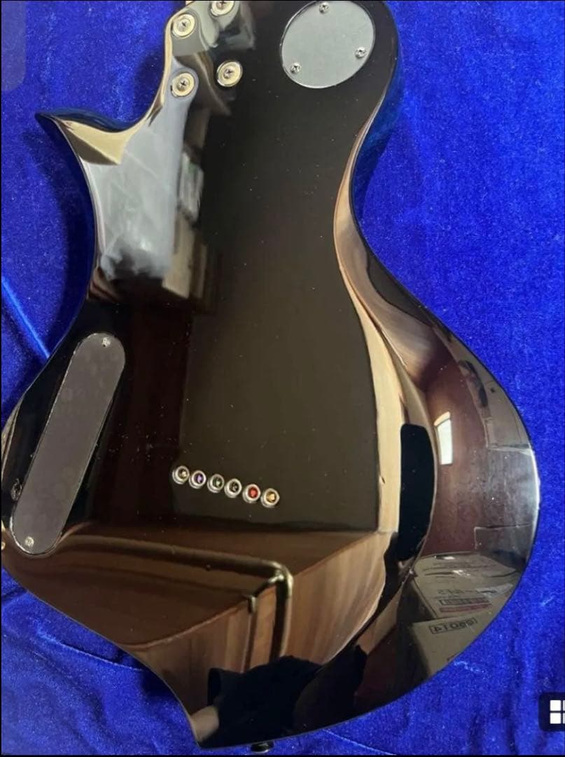 FERNANDES ・フェルナンデスRAVELLE X