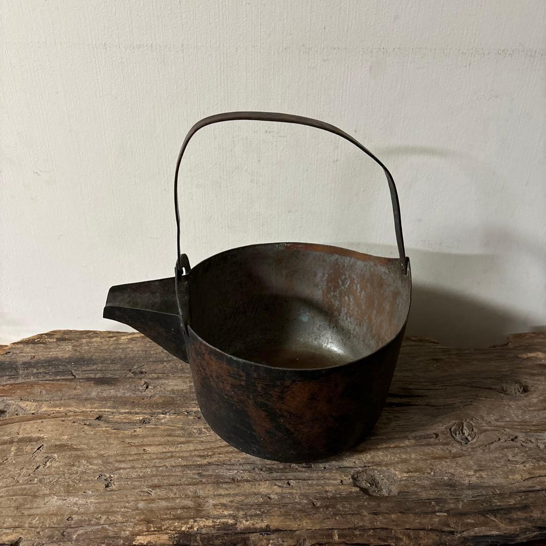 シャビー 古い片口銅鍋その④コッパーケトル　骨董　ガーデニング　古道具　検:李朝
