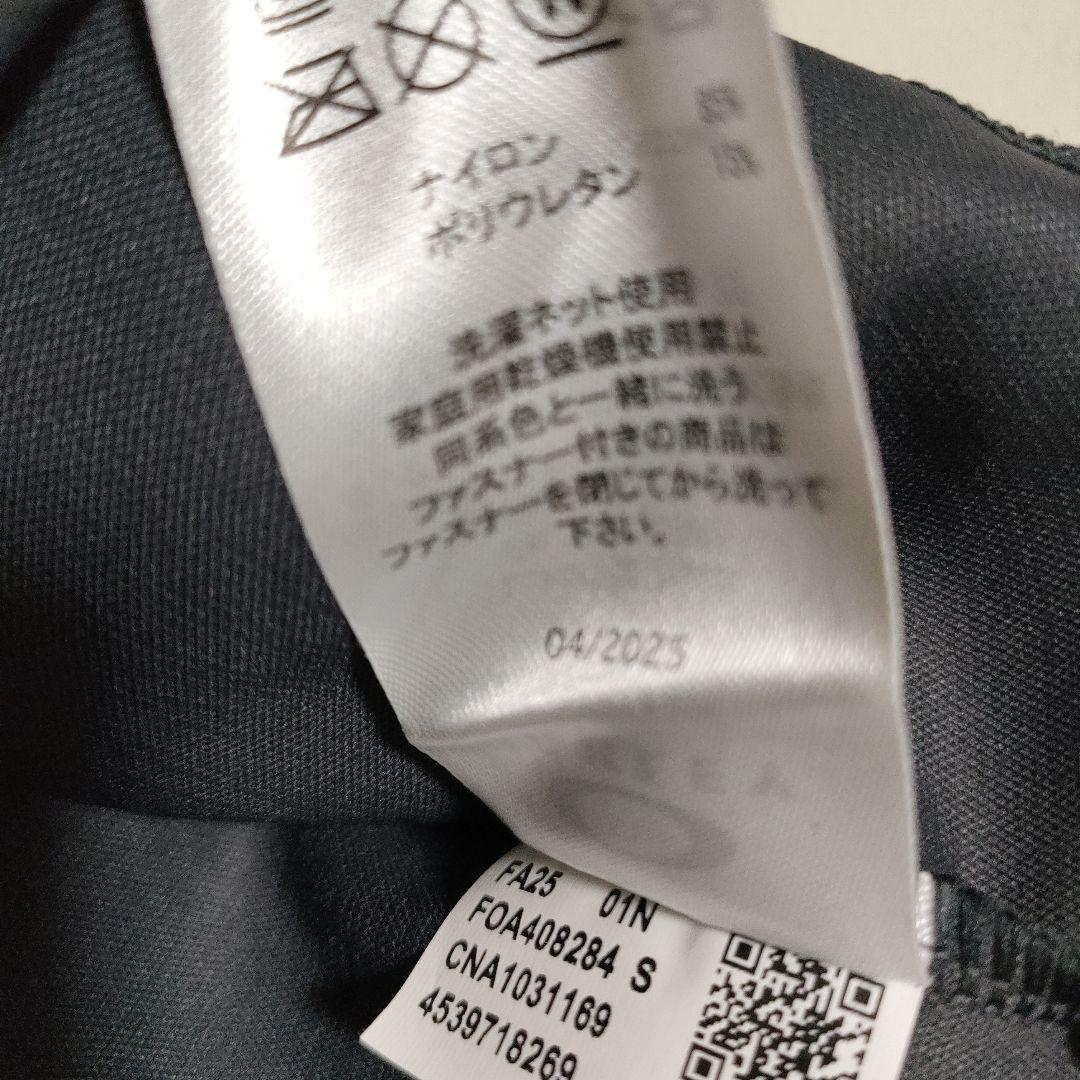 超美品！　オークリー セットアップ メンズ 上下スーツ　ブラック　M