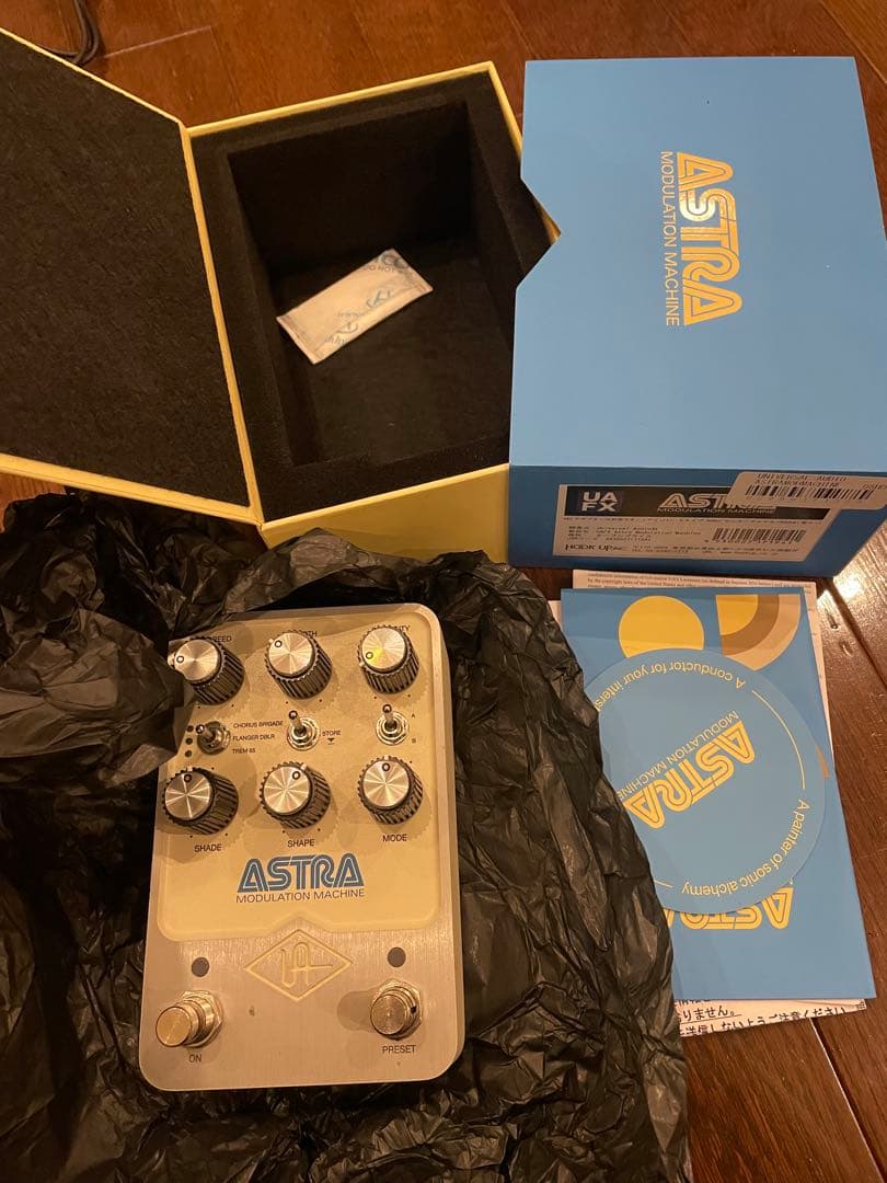 ギター UAFX Astra Modulation UNIVERSAL AUDIO