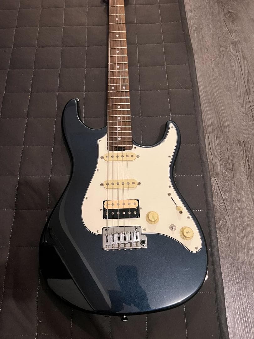 ギター edwards E-SNAPPER AL/R