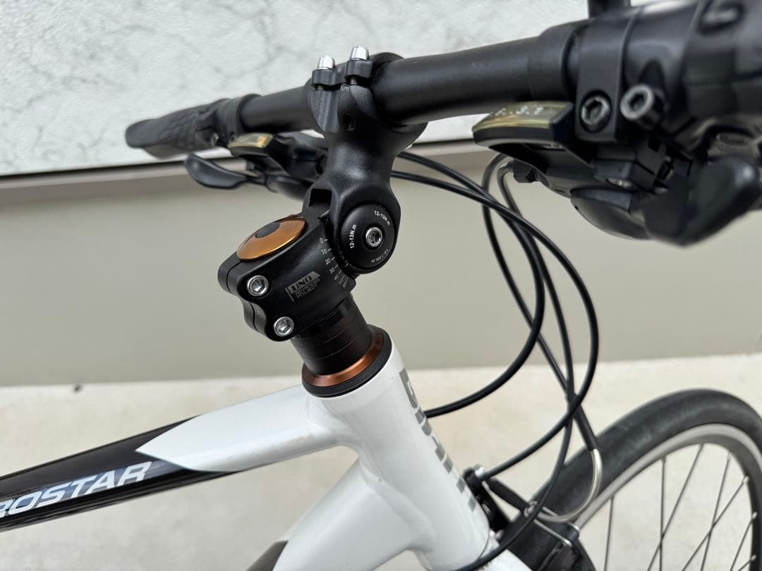 Giant CROSTR ホワイト 700C本日売り切り最終価格