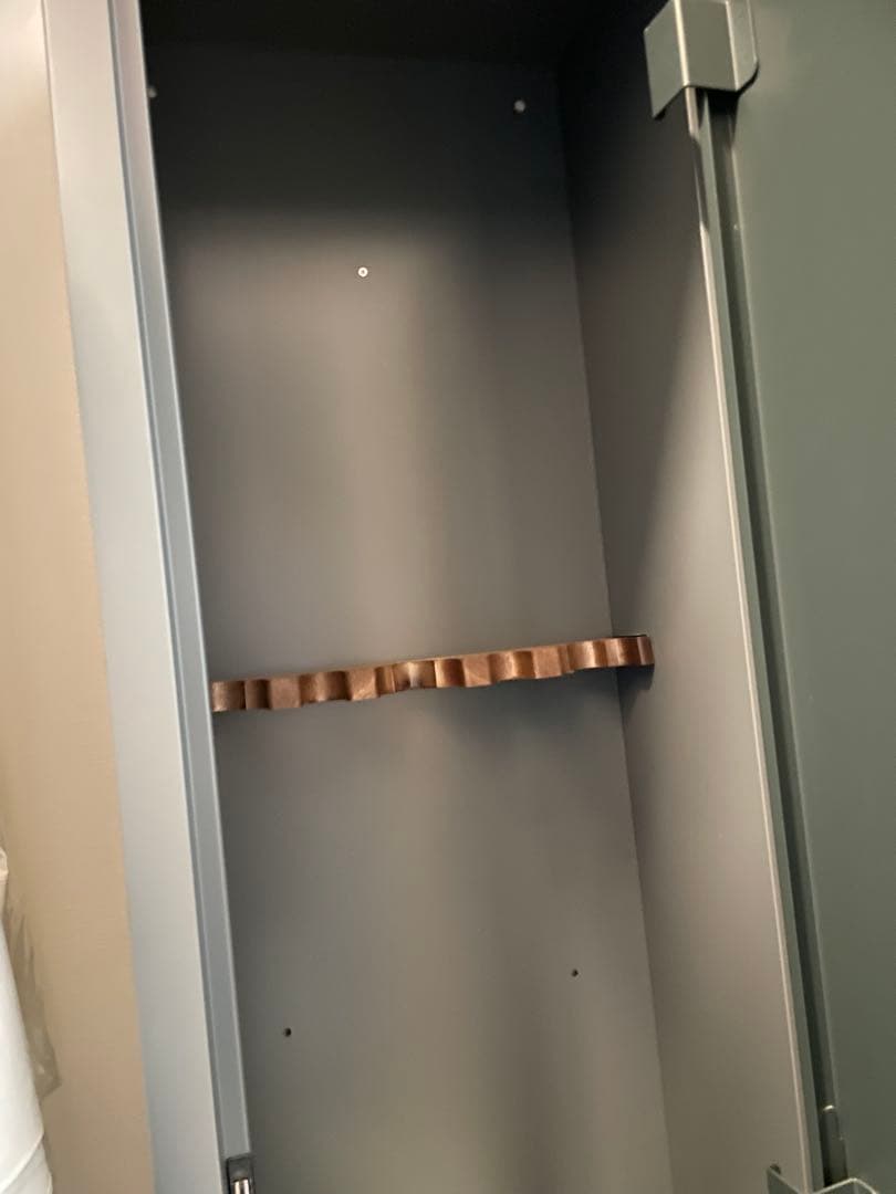 ROBINのガンロッカーと射撃グッズ色々のセット