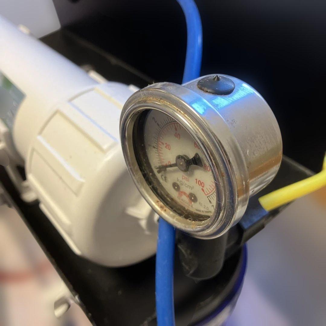 AQUAGEEK アクアギーク　クロノスレイン　RO浄水器　加圧ポンプ付き