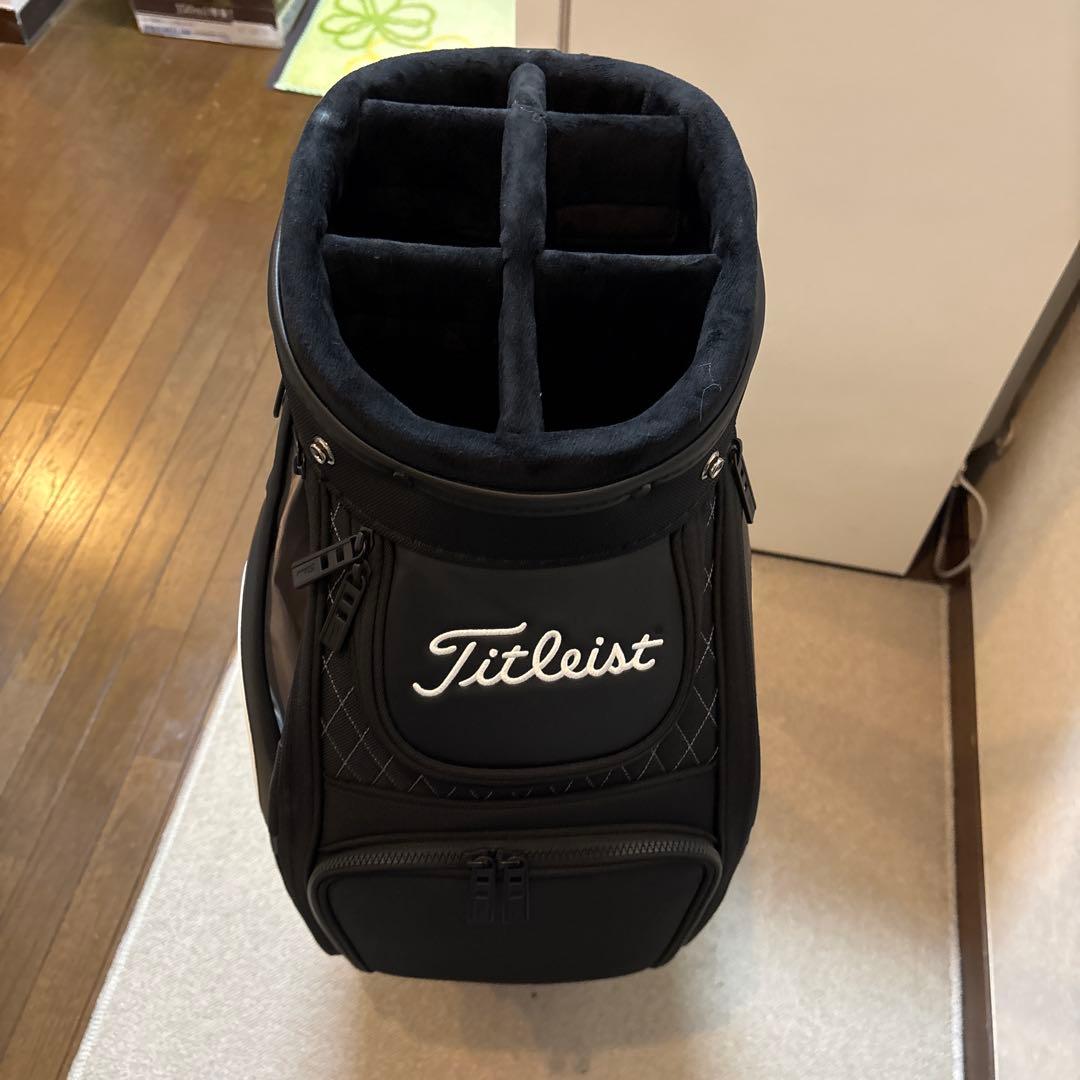 Titleist キャディバッグ 黒白✴︎早い者勝ち✴︎最終値下げ✴︎