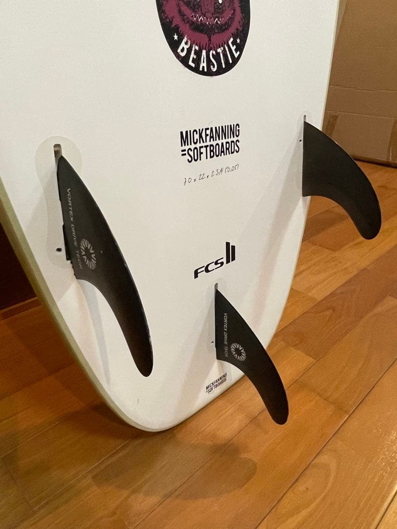 ミックファニング　ソフトボード　THE BEASTIE