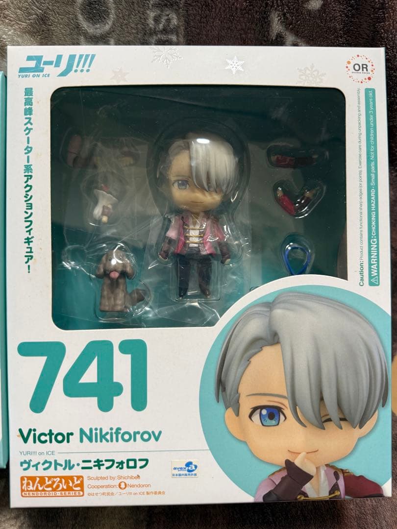 yuri on ice ねんどろいど　まとめ売り　ヴィクトル　勇利　特典付き