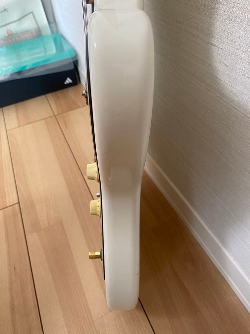 【ぺ】Squier by Fenderジャズマスター