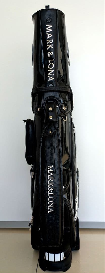 マーク&ロナ　キャディバッグ　キャスター付き