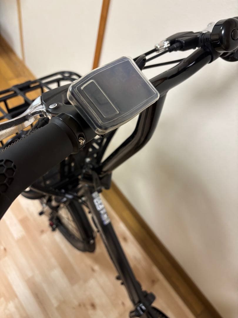 折りたたみ式電動アシスト自転車 20インチ黒 引き渡し希望