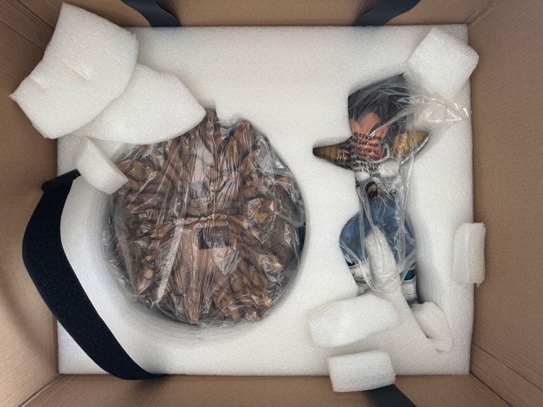 ベジータ　ガレージキット　MRC 地球襲来