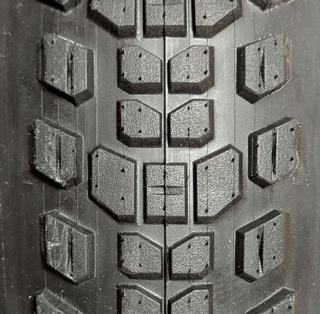 schwalbe johnny watts 29×2.60 ペア