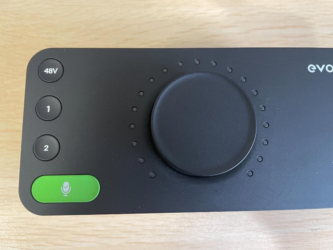 evo4 オーディオインターフェイス高音質・簡単操作 / 配信・実況・歌ってみた