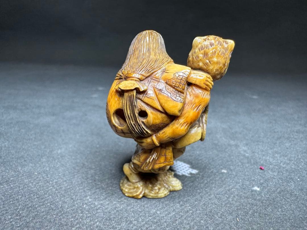 極上　鬼　置物　根付　印籠　天然素材　アンティーク　骨董　飾り物　古美術品