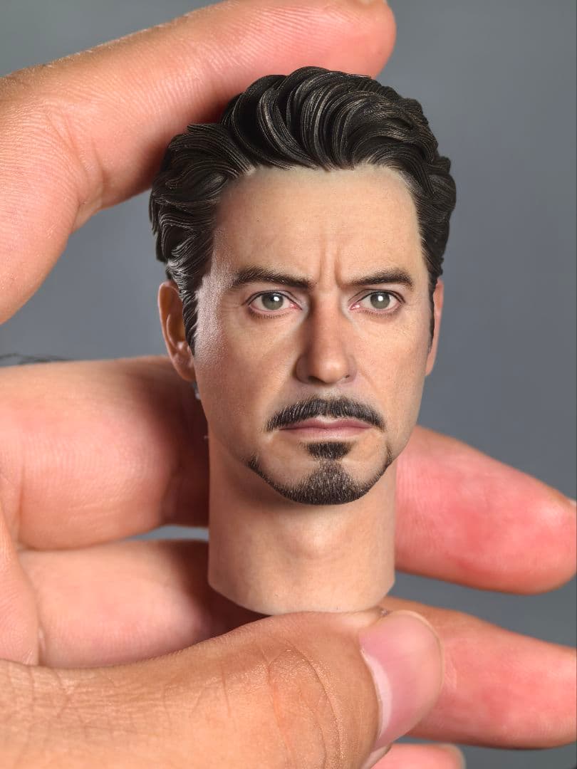 トニー・スターク フィギュア スーツ姿 モナコ