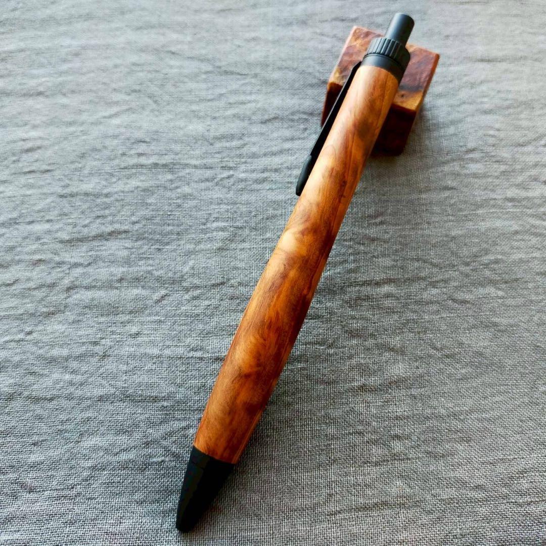 日光杉瘤　虎杢　ハンドメイド　木軸ボールペン　G2　天然木　ブラック