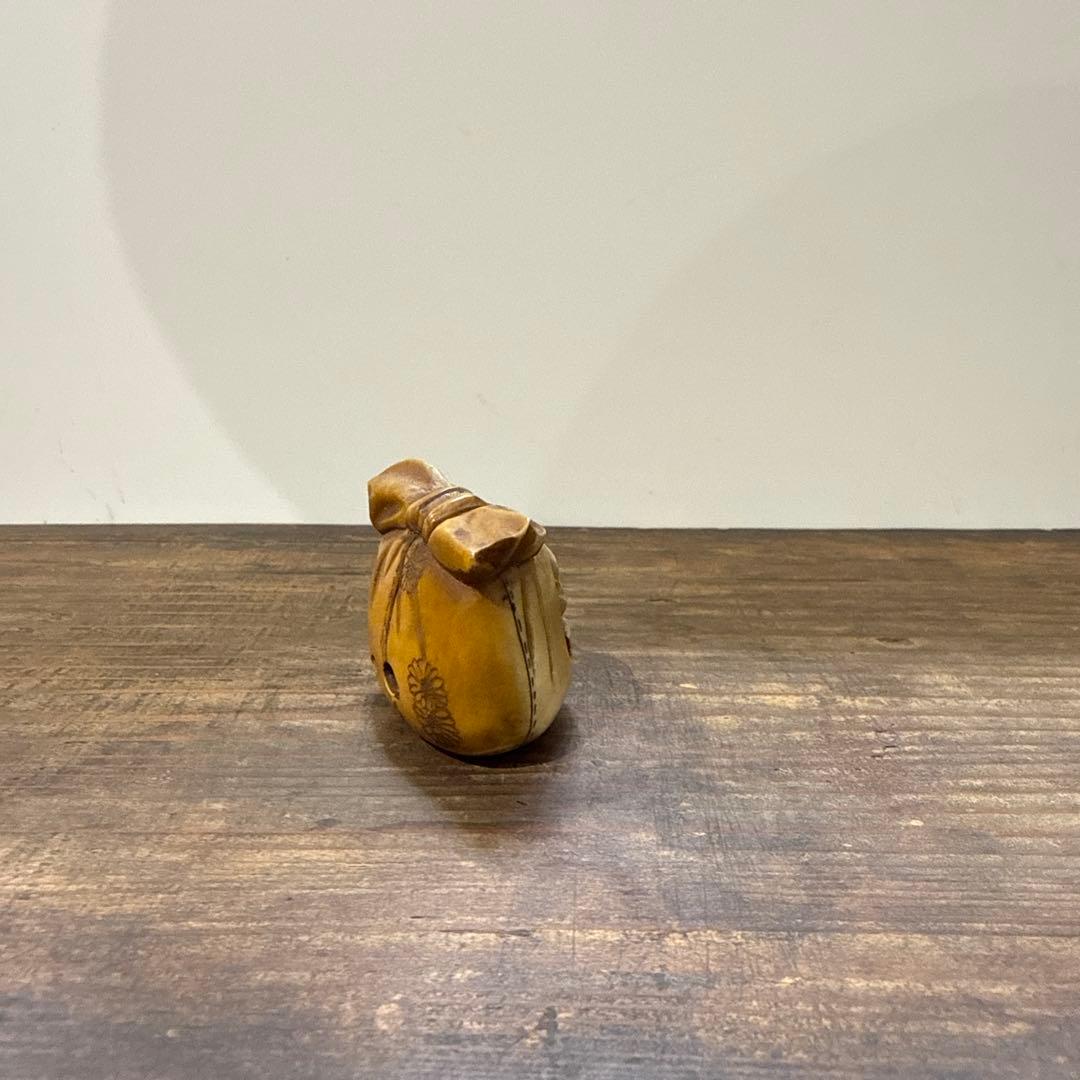 根付　青互銘　七福神　子供　象　牙