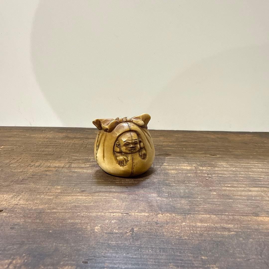 根付　青互銘　七福神　子供　象　牙